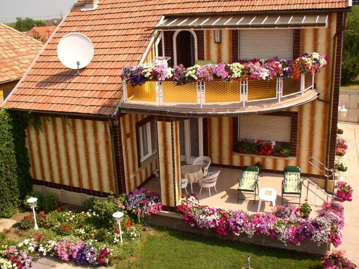 Amalia Apartman 귤러 외부 사진