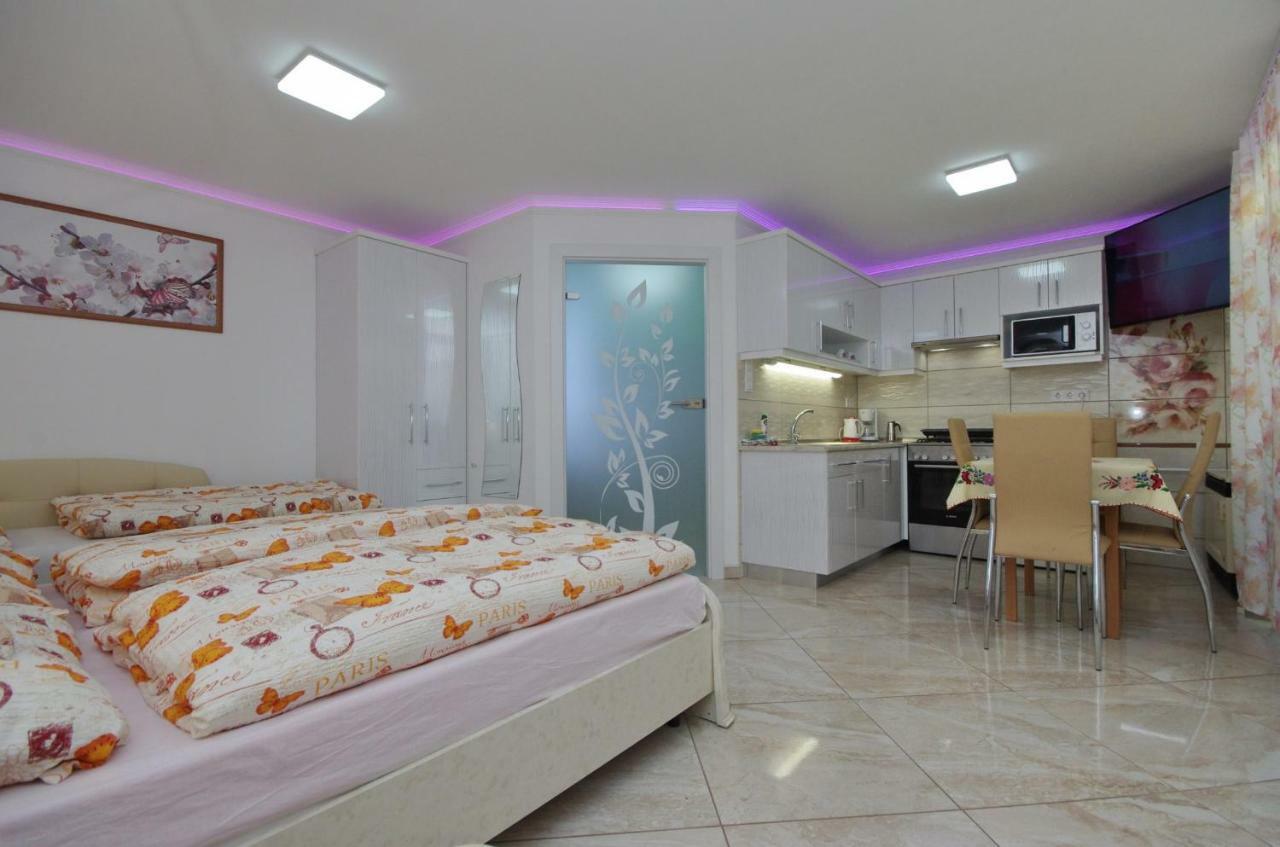 Amalia Apartman 귤러 외부 사진